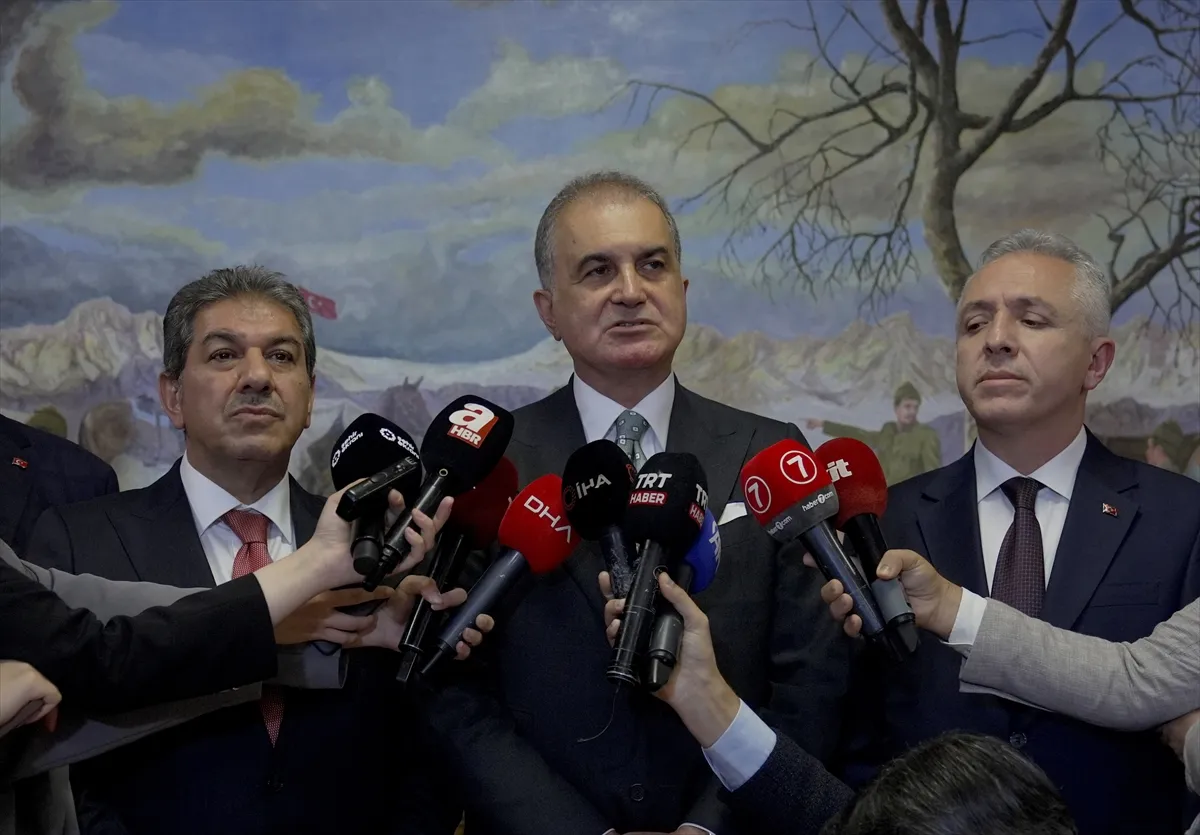 AK Parti Sözcüsü Çelik, İstanbul’da gündeme ilişkin açıklamalarda bulundu AK Parti Sözcüsü Çelik, İstanbul’da gündeme ilişkin açıklamalarda bulundu
