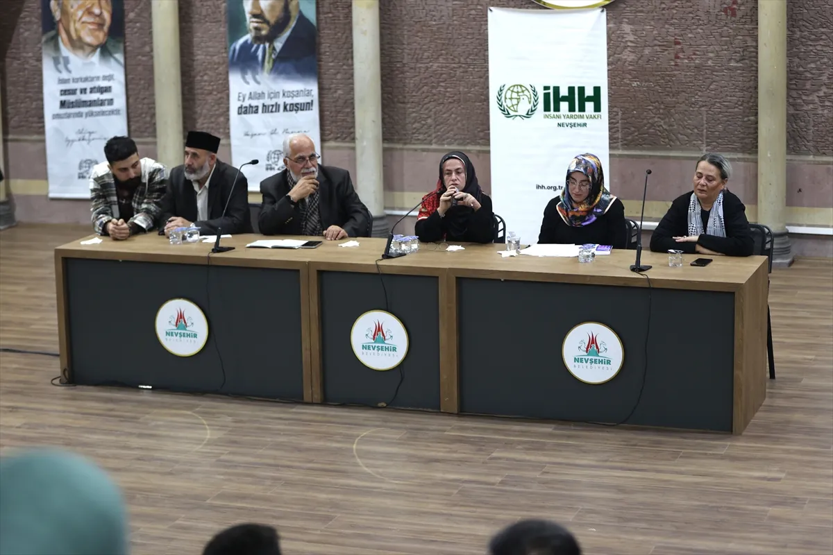 Nevşehir’de, Gazze Merkezinde Orta Doğu paneli düzenlendi Nevşehir’de, Gazze Merkezinde Orta Doğu paneli düzenlendi