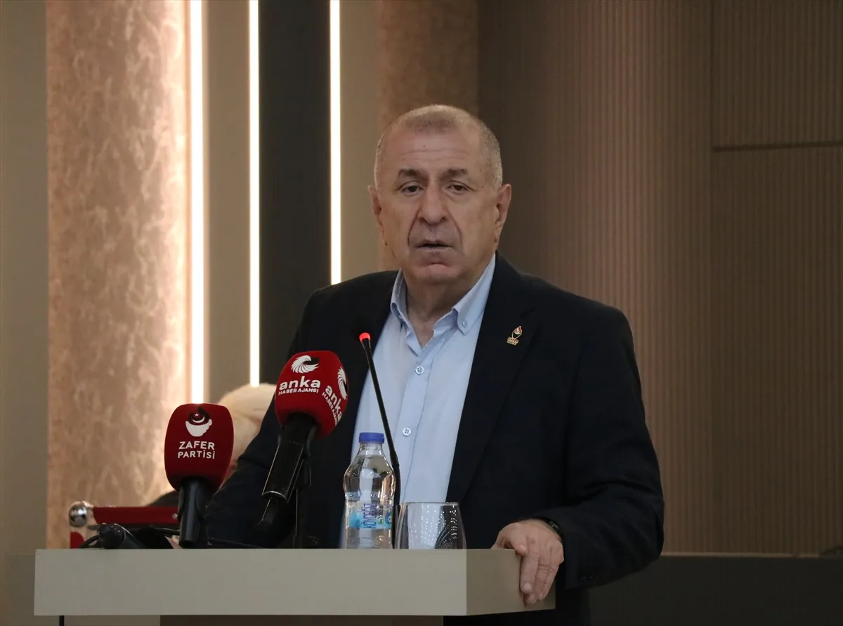Zafer Partisi Genel Başkanı Özdağ, Adana’da ziyaretlerde bulundu Zafer Partisi Genel Başkanı Özdağ, Adana’da ziyaretlerde bulundu