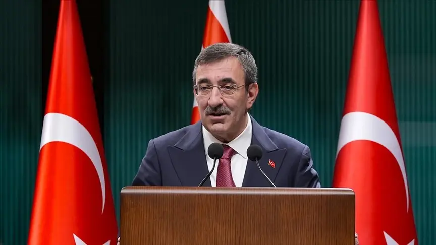 Ankara’da TDT Zirvesi’ne gelen liderleri Yılmaz karşıladı Ankara’da TDT Zirvesi’ne gelen liderleri Yılmaz karşıladı