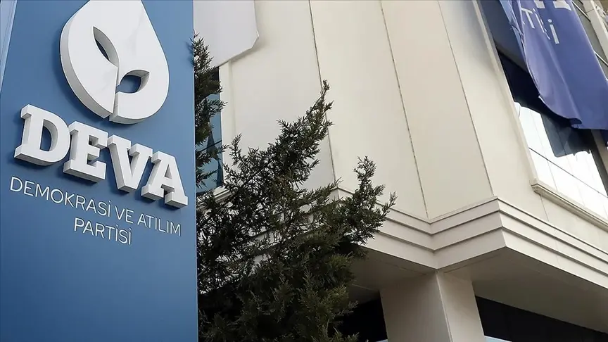 DEVA Partisi Genel Başkanı Babacan, yeni yasama yılı resepsiyonunda soruları yanıtladı DEVA Partisi Genel Başkanı Babacan, yeni yasama yılı resepsiyonunda soruları yanıtladı