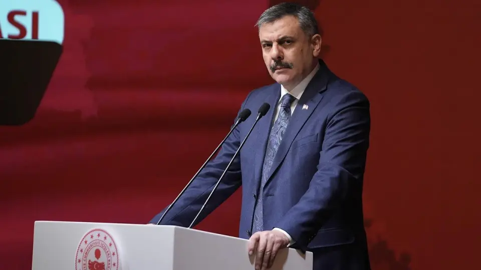 İçişleri Bakanı Çiftçi’den İstanbul’da çöken binadaki arama kurtarma çalışmalarına ilişkin açıklama İçişleri Bakanı Çiftçi’den İstanbul’da çöken binadaki arama kurtarma çalışmalarına ilişkin açıklama