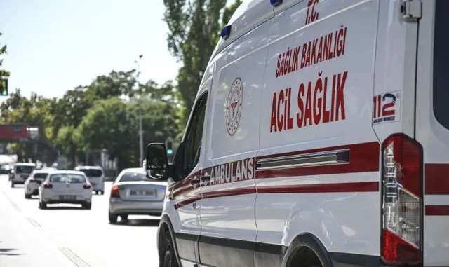 Çanakkale’de rahatsızlanan komedyen Cem Yılmaz’ın hastanedeki tedavisi sürüyor Çanakkale’de rahatsızlanan komedyen Cem Yılmaz’ın hastanedeki tedavisi sürüyor