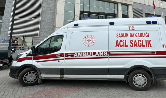 Uzun yıllardır kalp rahatsızlığı çeken hasta az uygulanan TAVI yöntemiyle sağlığına kavuştu Uzun yıllardır kalp rahatsızlığı çeken hasta az uygulanan TAVI yöntemiyle sağlığına kavuştu